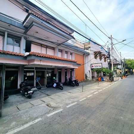 Hotel Harapan Jaya Jakarta Exterior photo