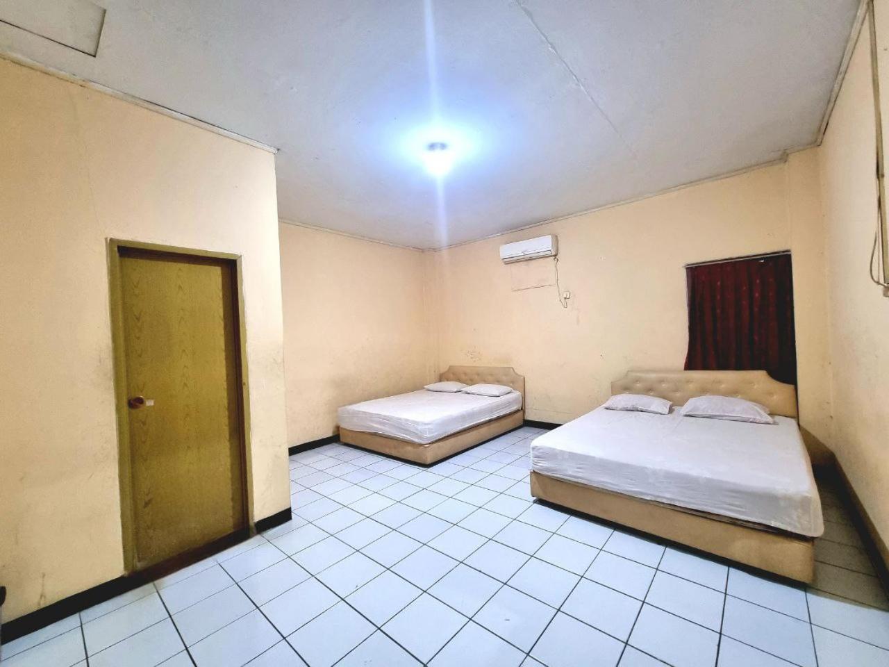 Hotel Harapan Jaya Jakarta Exterior photo