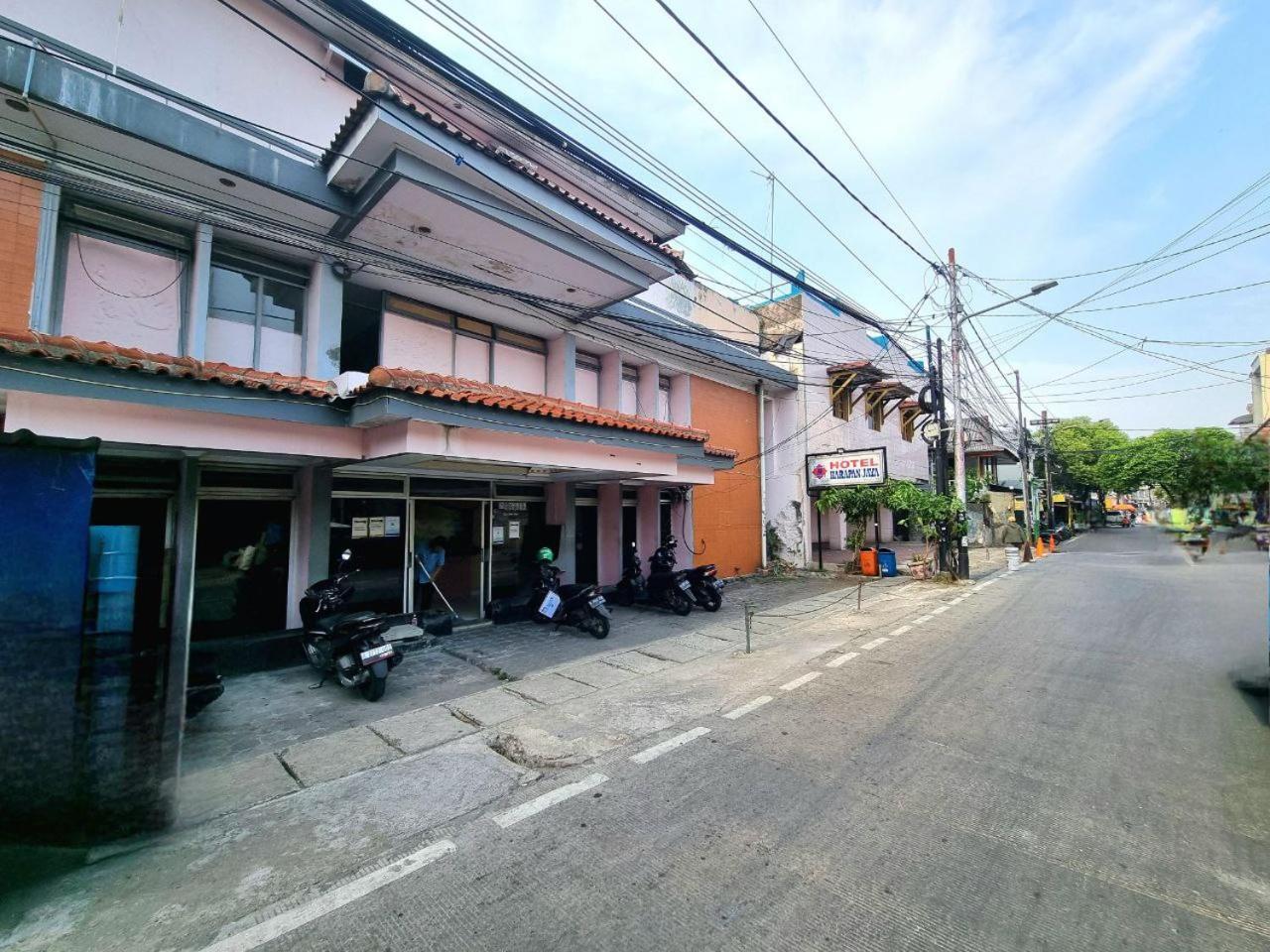 Hotel Harapan Jaya Jakarta Exterior photo